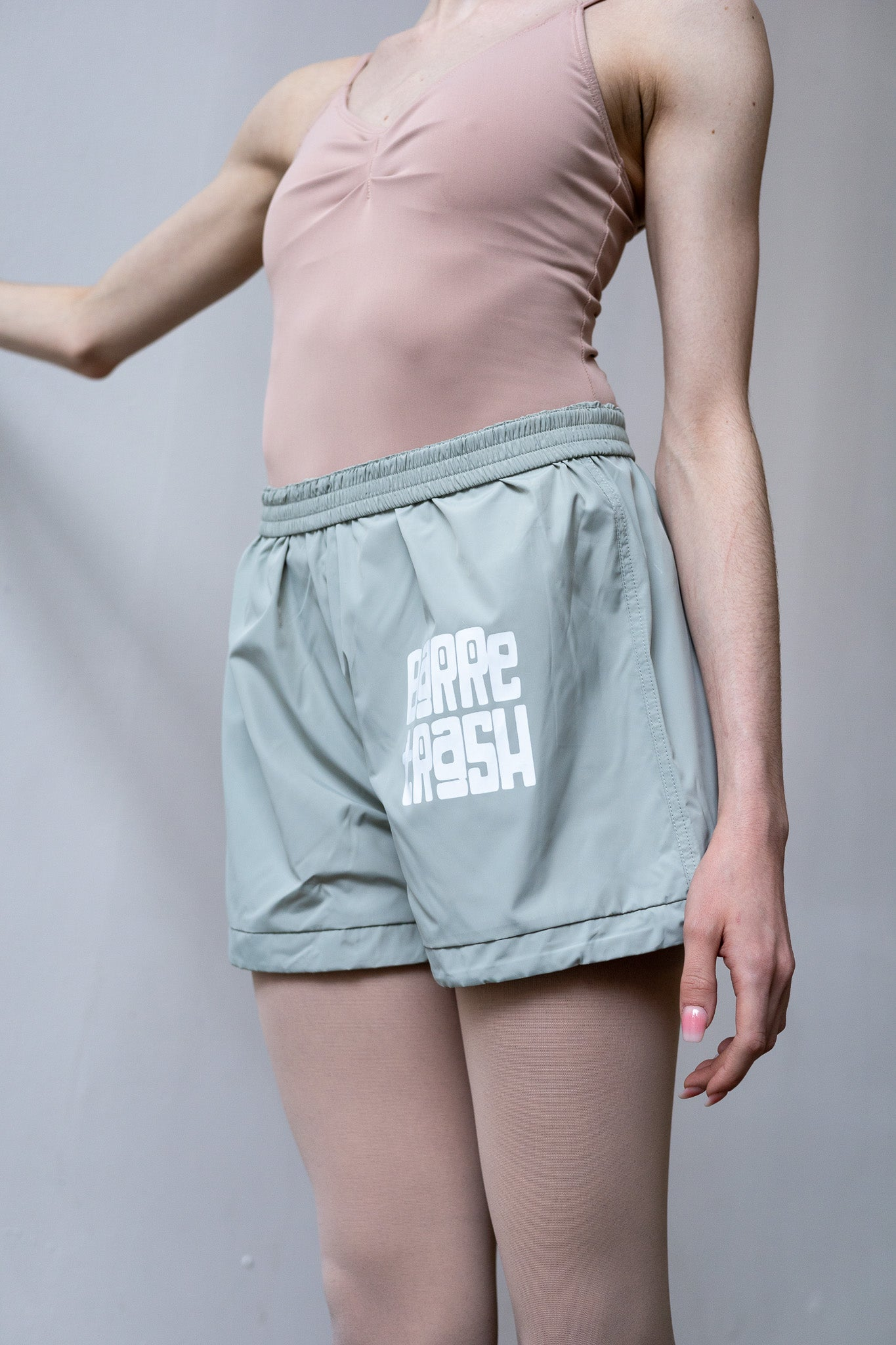 Barre Trash Trash Bag Short