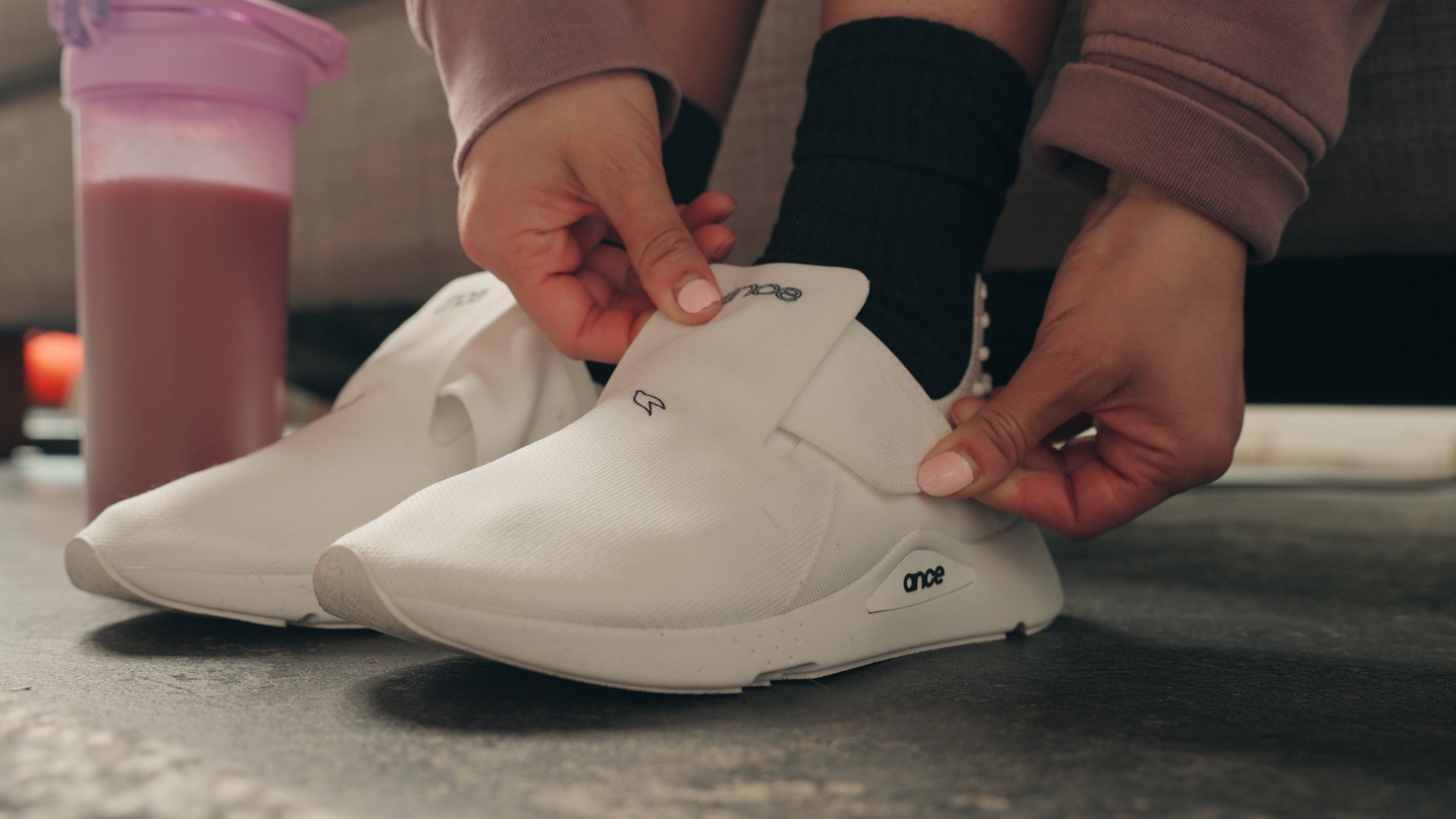 Ance Recovery Sneakers