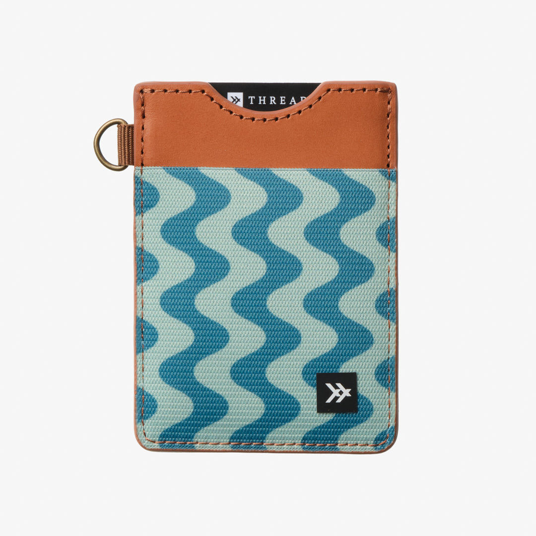 Thread Vertical Wallet